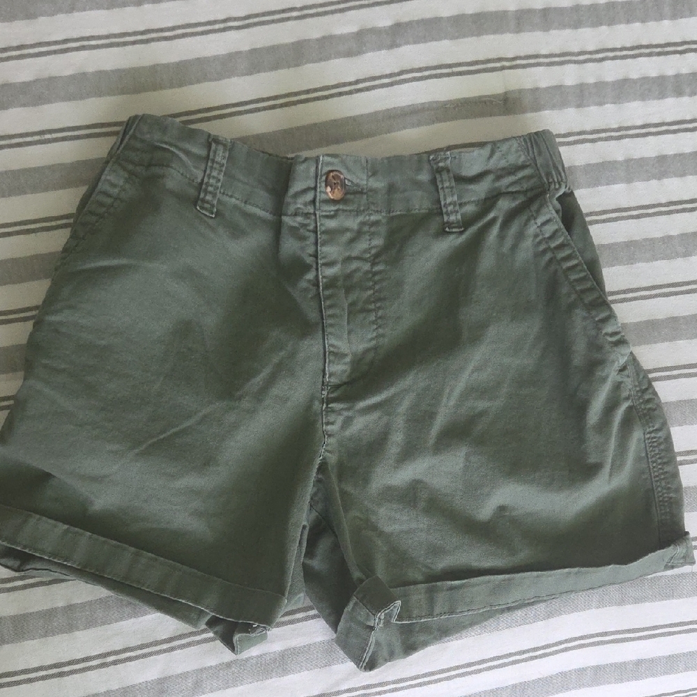 Old Navy Green Cargo Shorts with Effortless Comfort